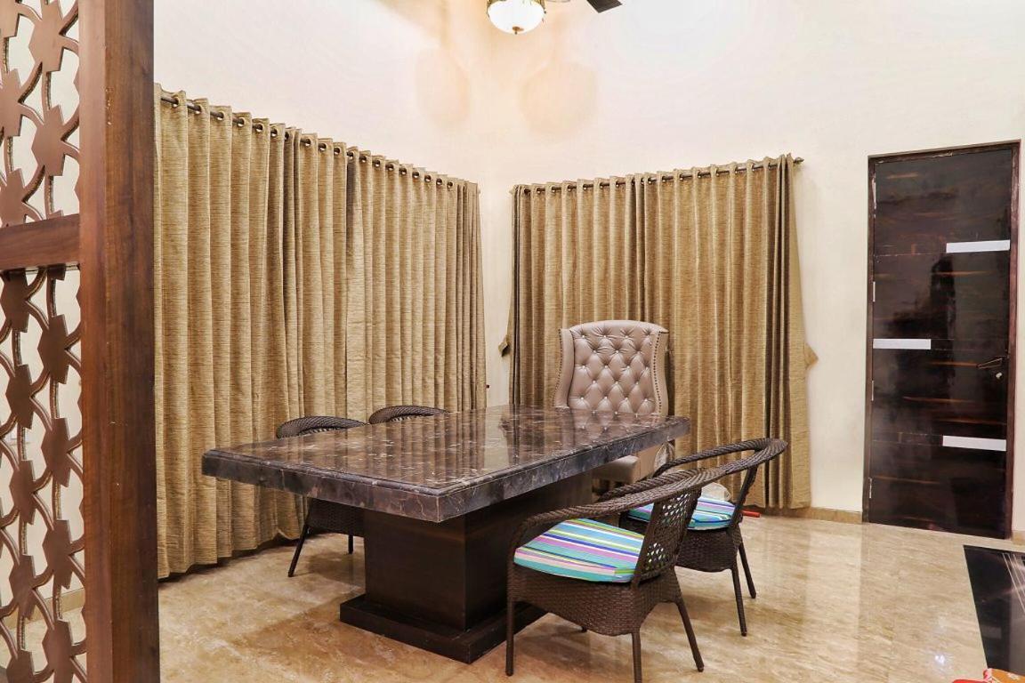 Aashiyaanaa Villa "The Palace" Mumbai Bagian luar foto